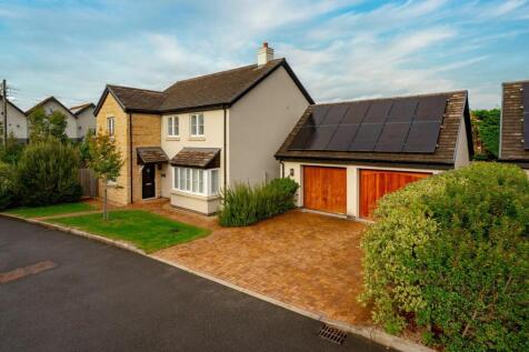 Modern executive home in Churchill 4 bed detached house for sale