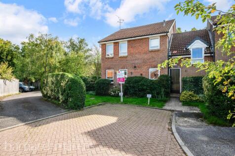 Studio flat for sale