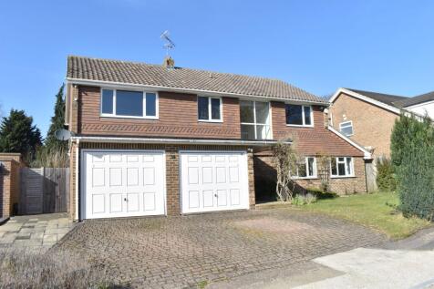 6 bedroom detached house for sale