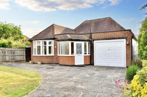 3 bedroom detached bungalow for sale