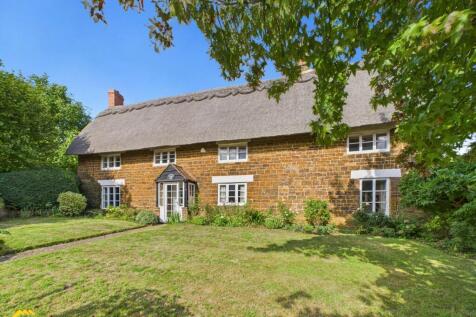 Boddington Road, Byfield NN11 4 bed detached house for sale