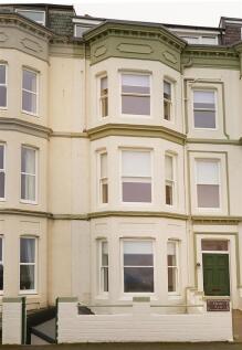 7A Rutland Avenue, Scarborough, YO12 7JB 2 bed apartment for sale