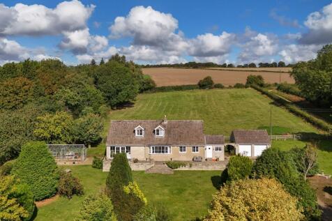 Garth Head Lane, Snainton... 4 bed detached bungalow for sale