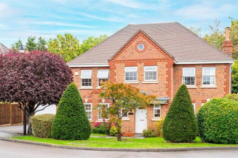 5 bedroom detached house for sale