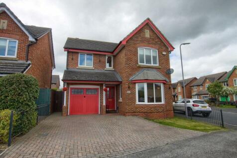 4 bedroom detached house for sale