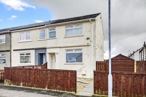 6 Mossgiel Avenue, Mauchline, KA5 6BE 2 bed end of terrace house for sale