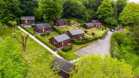 15 bedroom detached house for sale