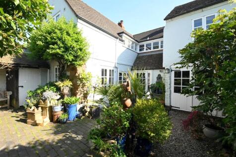 4 bedroom cottage for sale