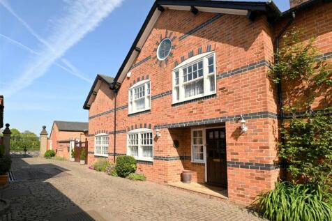 4 bedroom mews property for sale