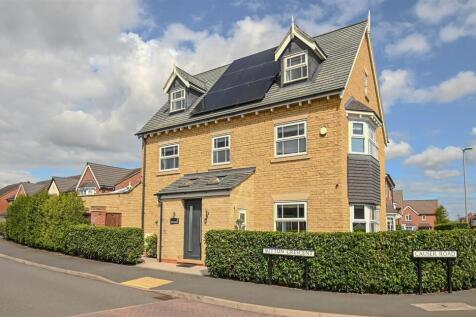 5 bedroom detached house for sale