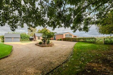 4 bedroom barn conversion for sale