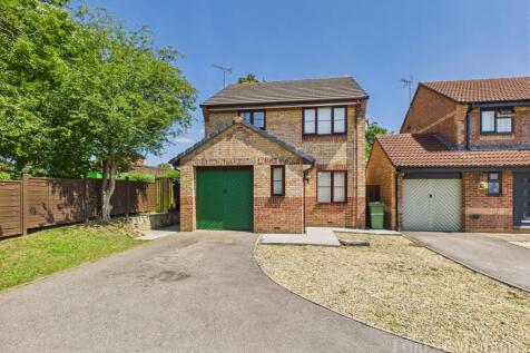 Eastwood Close, Frome 3 bed detached house for sale