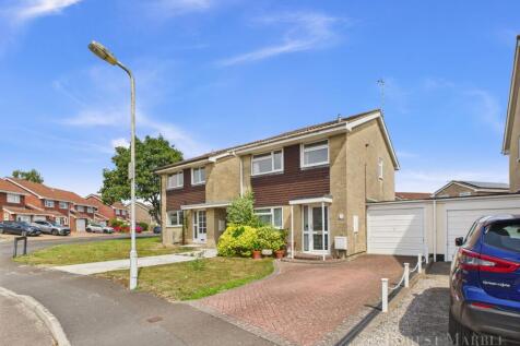 Ludlow Close, Frome 3 bed link detached house for sale