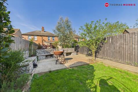 Cambridge Villas, Godmanchester PE29 2 bed semi