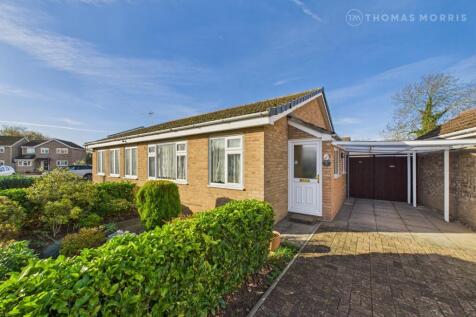 Elizabethan Way, Huntingdon PE28 2 bed bungalow for sale