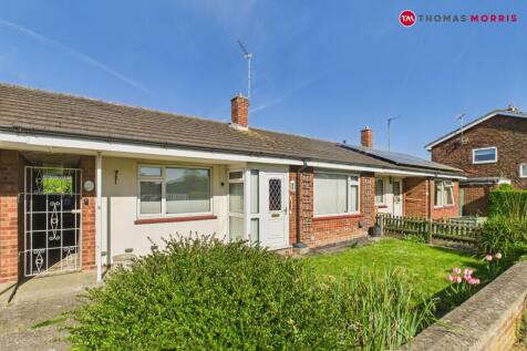 Palmers Way, Royston SG8 2 bed bungalow for sale