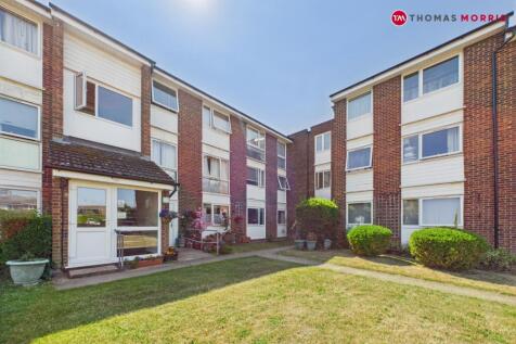 Tennyson Close, Hertfordshire SG8 2 bed apartment for sale