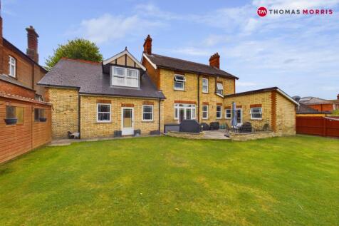 Old North Road, Hertfordshire SG8 5 bed detached house for sale