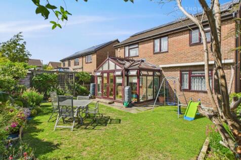 Cambridge Road, Royston SG8 4 bed detached house for sale