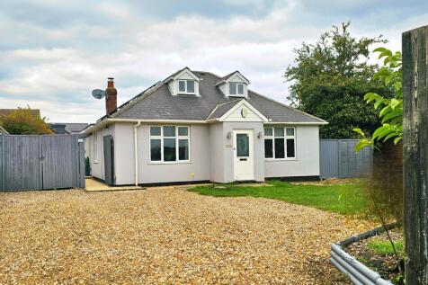 The Causeway, Royston SG8 4 bed bungalow for sale