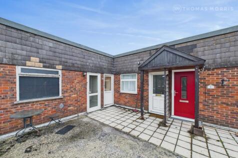 9 Church Lane, Hertfordshire SG8 1 bed apartment for sale