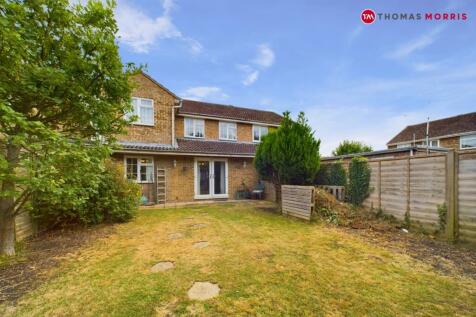 4 bedroom semi-detached house for sale