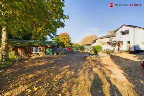High Street, Huntingdon PE28 4 bed house for sale