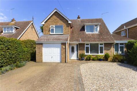 Elm Drive, Cambridgeshire PE27 4 bed detached house for sale