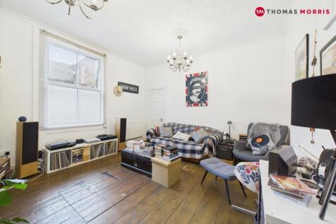Cow & Hare Passage, Cambridgeshire PE27 1 bed apartment for sale