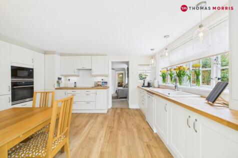 Thicket Road, Huntingdon PE28 3 bed detached house for sale
