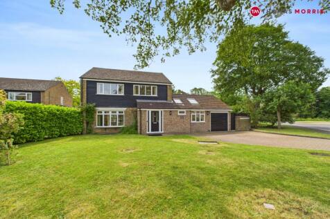 Westbrook Close, Huntingdon PE28 4 bed detached house for sale