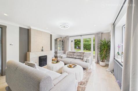 Westbrook, Huntingdon PE28 4 bed detached house for sale