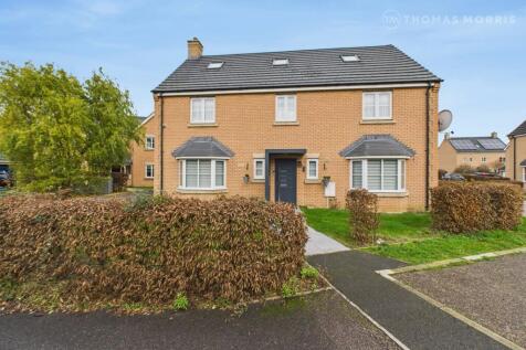 Kides Crescent, Cambridge CB24 7 bed detached house for sale