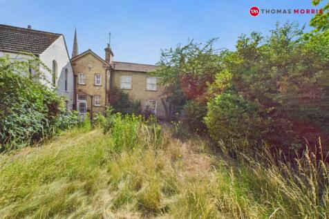 Church Street, Cambridgeshire PE27 4 bed semi