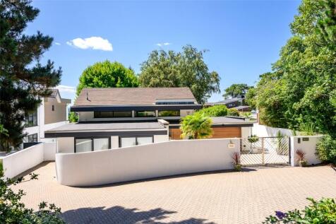 Middlehill Road, Wimborne, Dorset, BH21 4 bed detached house for sale