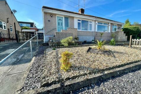 2 bedroom semi-detached bungalow for sale