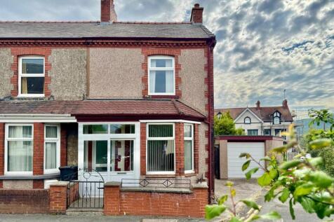 Queens Road, Llandudno Junction 2 bed house for sale