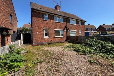2 bedroom semi-detached house for sale