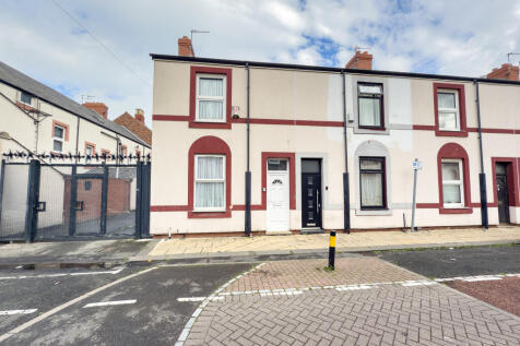 2 bedroom end of terrace house for sale