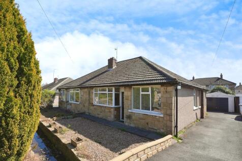 3 bedroom semi-detached bungalow for sale