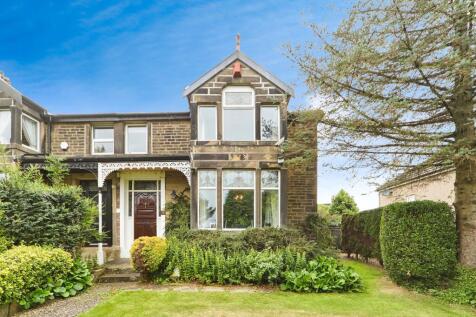 4 bedroom semi-detached house for sale