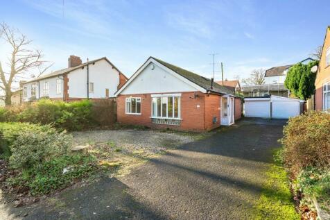 2 bedroom detached bungalow for sale