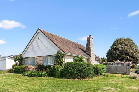 Seaford BN25 2 bed bungalow for sale