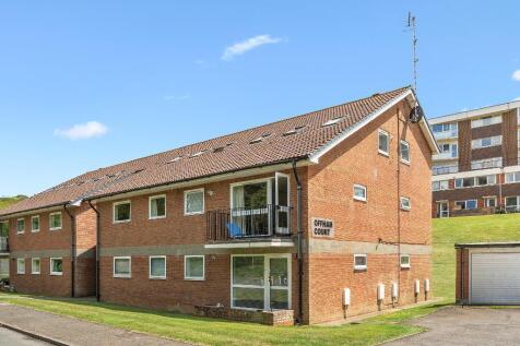 Surrey Road, Seaford BN25 2 bed flat for sale