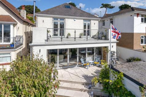 Warberry Copse, Torquay 4 bed chalet for sale