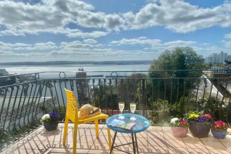 Hillesdon Road, Torquay, TQ1 3 bed link detached house for sale