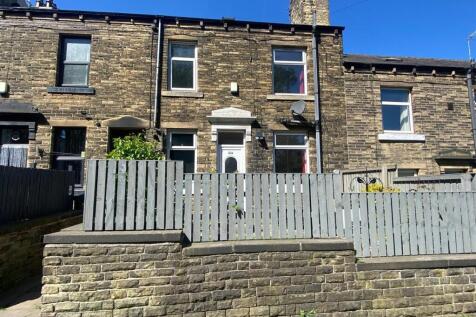 Newsome Road 3 bed terraced house for sale