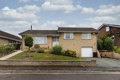 Gleneagles Way, Fixby 3 bed detached bungalow for sale
