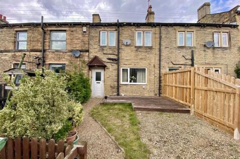 Kirby Row, Huddersfield 2 bed terraced house for sale