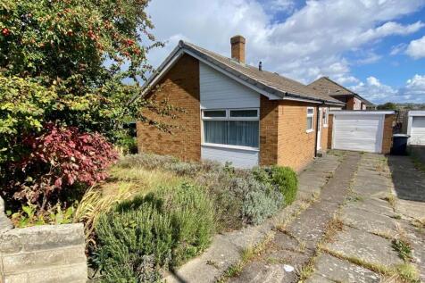 Coniston Avenue, Dalton, Huddersfield 3 bed detached bungalow for sale